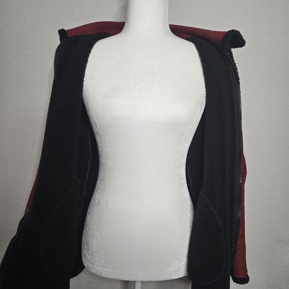 Coldwater Jacket - Picture 2 of 5